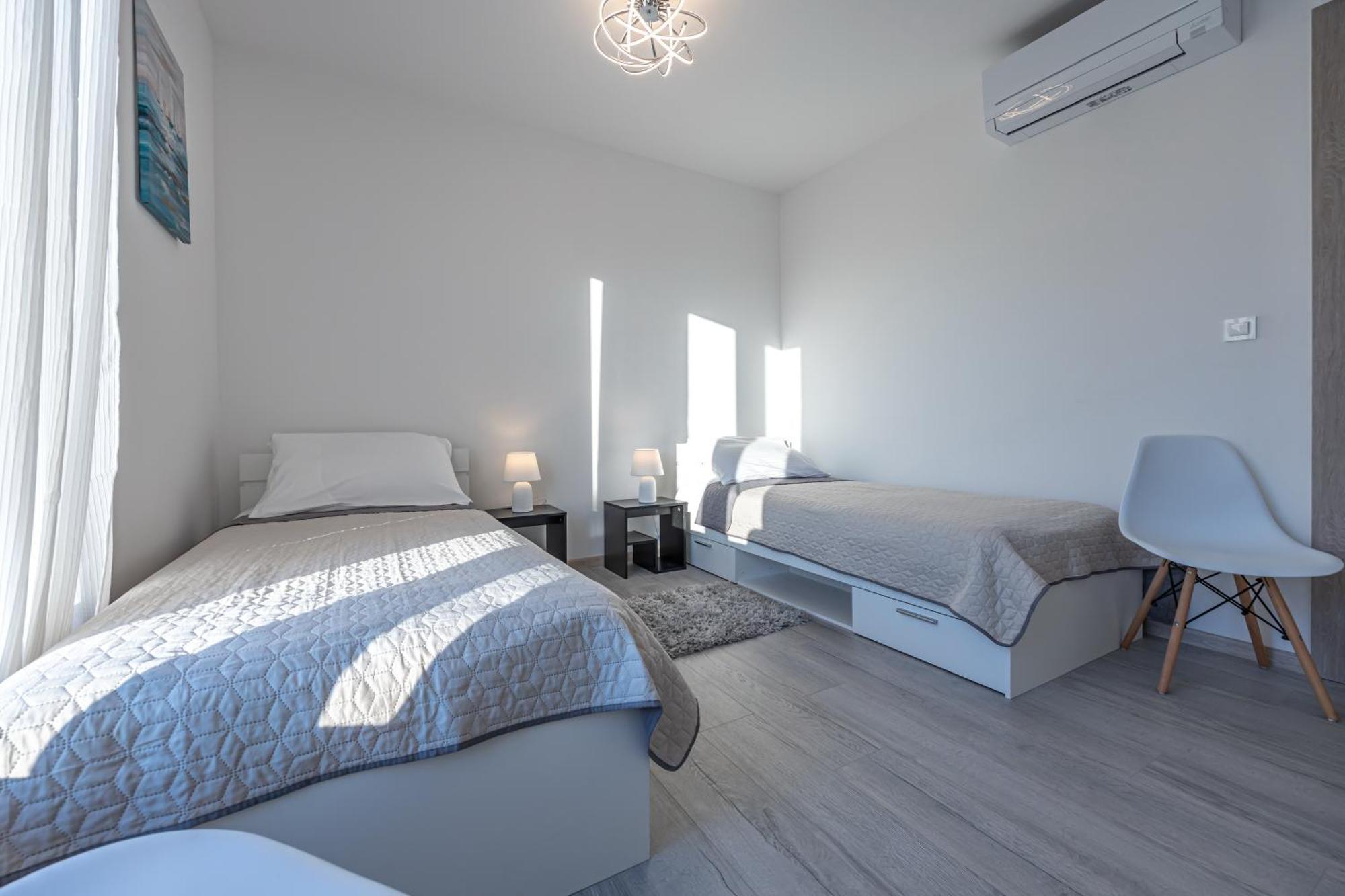Luxury Villas White Sails ปิเนซิตซี ภายนอก รูปภาพ