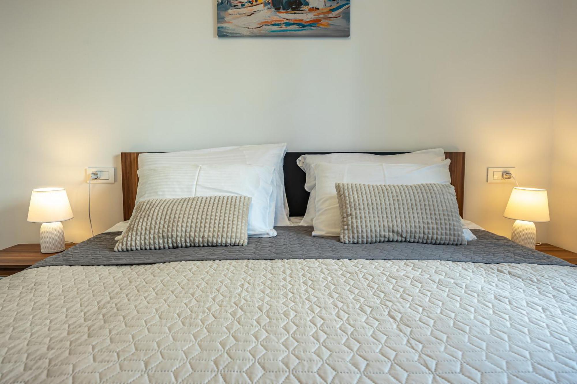 Luxury Villas White Sails ปิเนซิตซี ภายนอก รูปภาพ